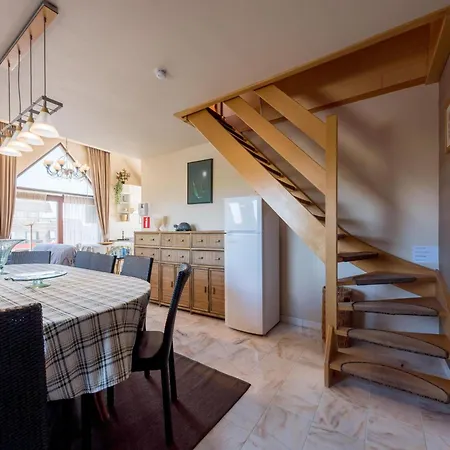 Apartman Aubepine Troisieme